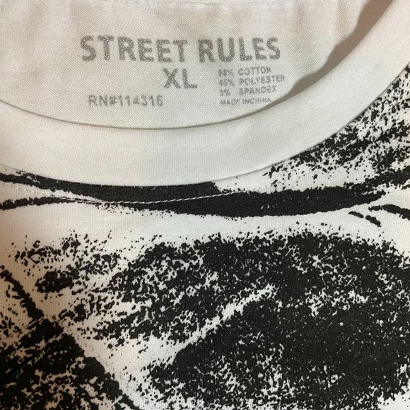 Women's Street Rules XL Black/White T-Shirt with front slits - Picture 3 of 4